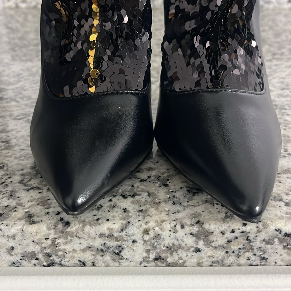 LILIANA SLOUCH SEQUIN POINTY BOOT SIZE 7 1/2 Black Gold. 4.5 inch heel Stilettos - Picture 4 of 17